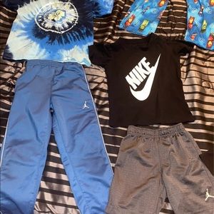 Boys small Jordan lot